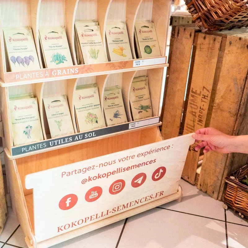 Offres Revendeurs - Présentoir mural en bois avec semences d'été Présentoir mural en bois avec semences d'été (10 sachets / réf)